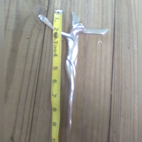 Chrome Aluminum or Metal Brutalist Serpentine Crucifix Jesus on the Cross - Picture 3 of 8